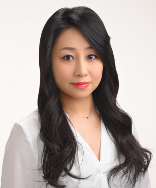 松内 英里